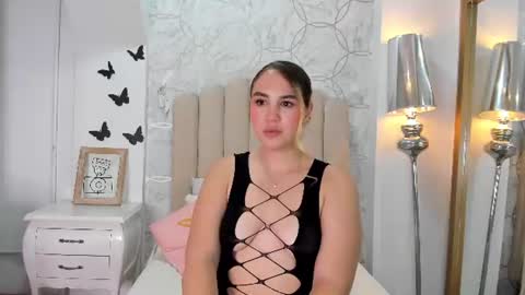 Snapshot of nikki_moon_ chatting on 10, 7, 2026 nikki_moon_ online show from 10, 7, 2026