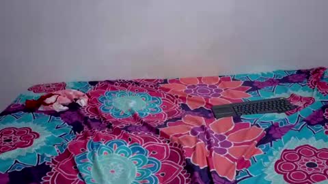 nikki_uwu online show from 11, 6, 2026