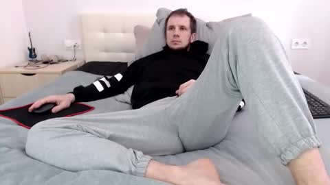 Snapshot of nikkiaadel chatting on 31, 3, 2026 Nick online show from 31, 3, 2026