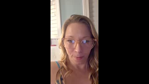 Snapshot of nikkib653466 chatting on 25, 2, 2026 nikkib653466 online show from 25, 2, 2026