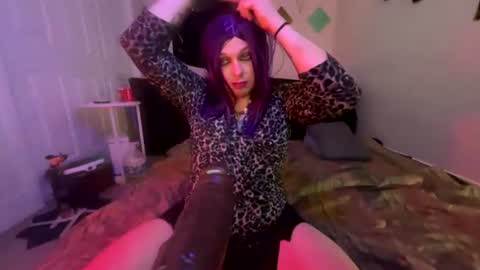 Nikki Neverland online show from 11, 7, 2026