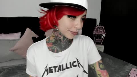 Nikki Ramone   online show from 20, 12, 2024