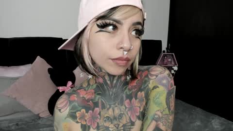 Nikki Ramone   online show from 21, 12, 2024