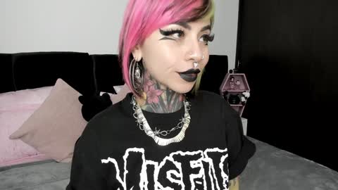 Nikki Ramone   online show from 24, 12, 2024