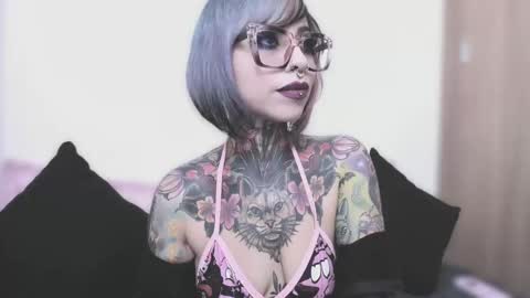 Nikki Ramone   online show from 19, 9, 2025