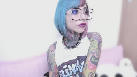 Nikki Ramone   online show from 29, 9, 2025