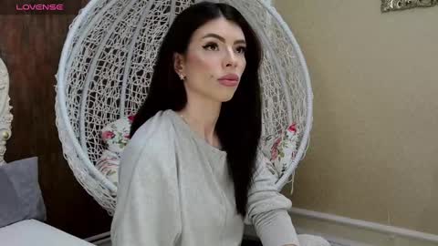 Nikky online show from 9, 12, 2024