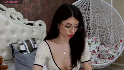 Nikky online show from 18, 12, 2024
