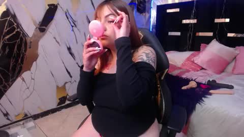nikky_perez online show from 4, 2, 2026