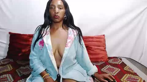nikkyjigglesx online show from 24, 5, 2026