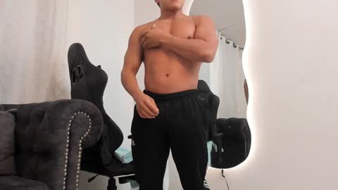 Snapshot of niklause_froid chatting on 7, 2, 2025 niklause_froid online show from 7, 2, 2025
