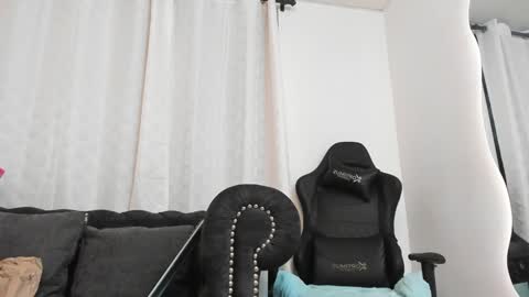 Snapshot of niklause_froid chatting on 7, 2, 2025 niklause_froid online show from 7, 2, 2025