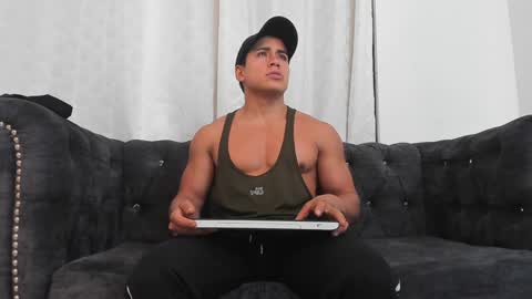 Snapshot of niklause_froid chatting on 8, 2, 2025 niklause_froid online show from 8, 2, 2025