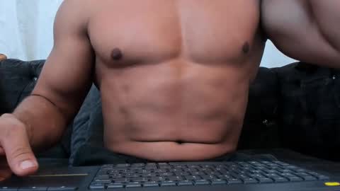 Snapshot of niklause_froid chatting on 9, 3, 2025 niklause_froid online show from 9, 3, 2025