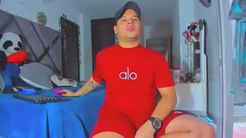 Snapshot of niko_milk chatting on 21, 3, 2026 niko_milk online show from 21, 3, 2026