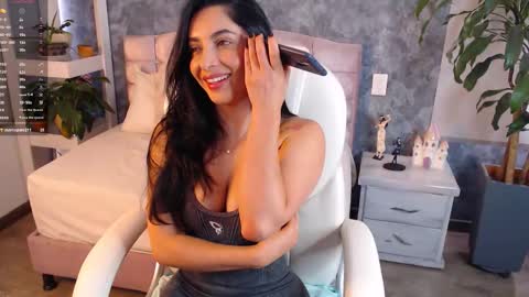 Snapshot of niko_robin04 chatting on 2, 10, 2025 Niko Robin online show from 2, 10, 2025