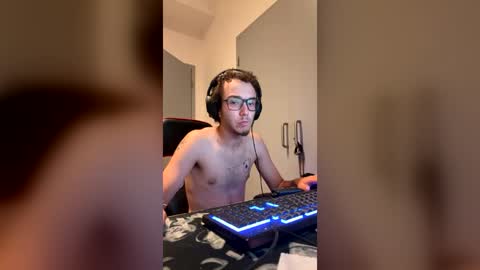 nikol296893 online show from 3, 8, 2026