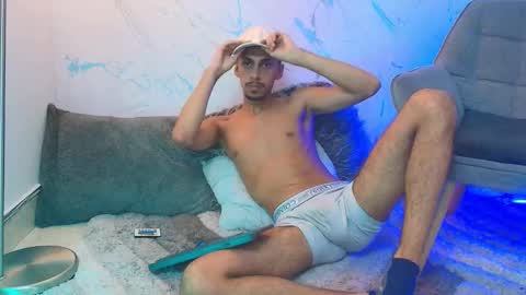    online show from 3, 12, 2025