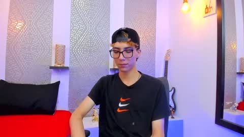    online show from 16, 12, 2024