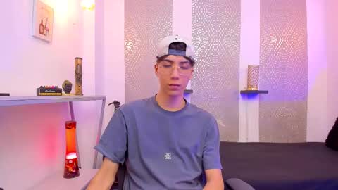    online show from 30, 11, 2025