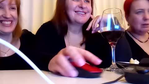 Snapshot of nikolettared chatting on 22, 1, 2025 Nikoletta online show from 22, 1, 2025