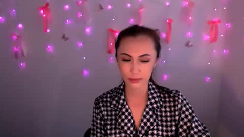 nikonara_ online show from 21, 5, 2026