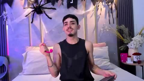 Niko Stone online show from 25, 10, 2025