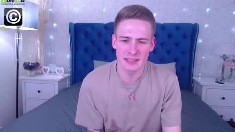 Snapshot of niksers chatting on 1, 3, 2025 Nick online show from 1, 3, 2025