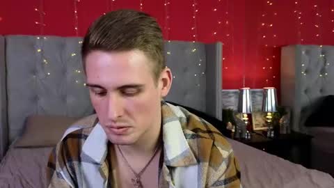 Snapshot of niksers chatting on 2, 3, 2025 Nick online show from 2, 3, 2025