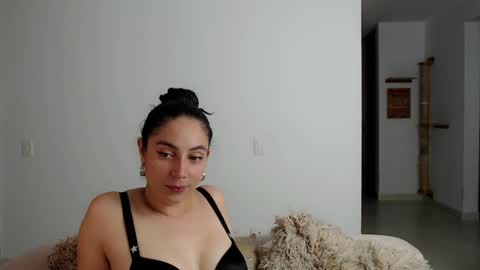 Snapshot of niky_blue chatting on 28, 1, 2025 niky_blue online show from 28, 1, 2025