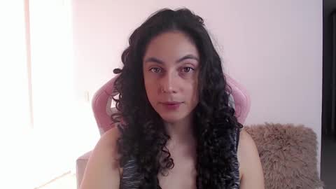 Snapshot of niky_blue chatting on 2, 2, 2025 niky_blue online show from 2, 2, 2025