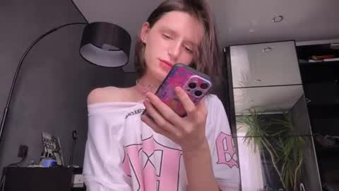 Snapshot of niky_long chatting on 6, 7, 2026 Niky online show from 6, 7, 2026