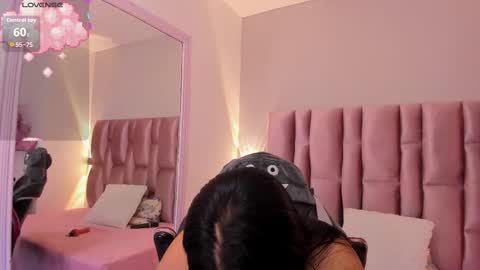 Snapshot of nikybrooks chatting on 15, 9, 2025 Niky Brooks online show from 15, 9, 2025