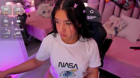 Snapshot of nikybrooks chatting on 18, 10, 2025 Niky Brooks online show from 18, 10, 2025