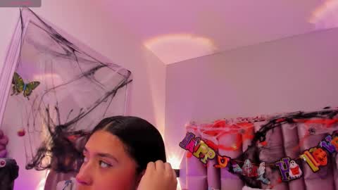 Snapshot of nikybrooks chatting on 26, 10, 2025 Niky Brooks online show from 26, 10, 2025