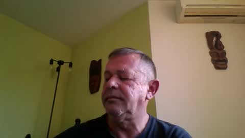 Snapshot of nikyo419 chatting on 14, 12, 2025 nikyo419 online show from 14, 12, 2025