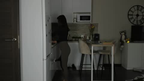 Bella online show from 12, 3, 2026