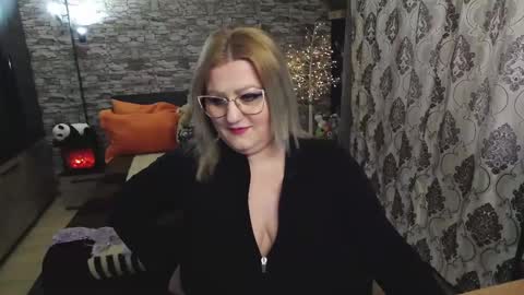 Blonde Nimpho online show from 14, 1, 2025