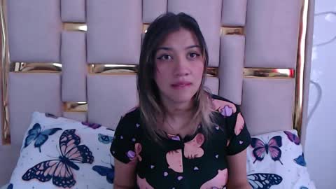 Snapshot of nina_carther chatting on 28, 10, 2025 Nina Carther online show from 28, 10, 2025