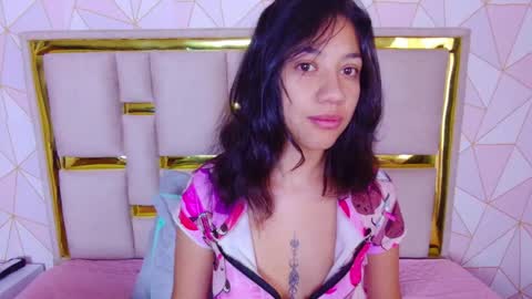 Nina Carther online show from 10, 5, 2026