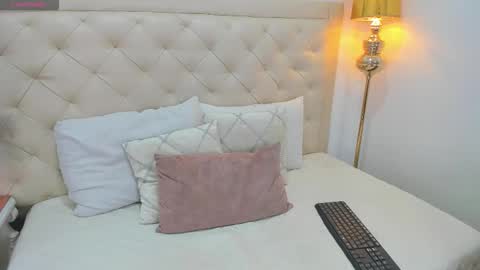 Snapshot of nina_joyce chatting on 19, 3, 2026 nina joyce online show from 19, 3, 2026