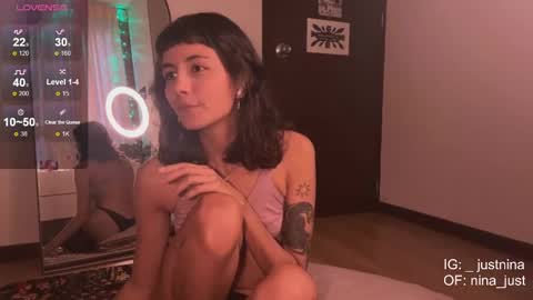 Snapshot of nina_just chatting on 4, 1, 2025 Nina. online show from 4, 1, 2025
