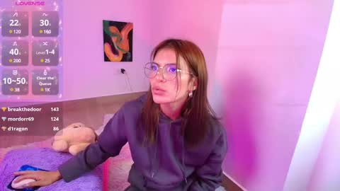 Snapshot of nina_neon chatting on 10, 3, 2025 NINA online show from 10, 3, 2025