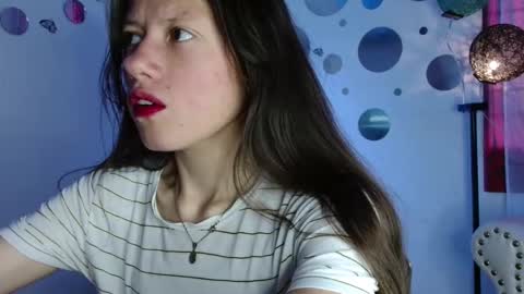 Snapshot of nina_roser chatting on 22, 9, 2025 Nina Roser online show from 22, 9, 2025