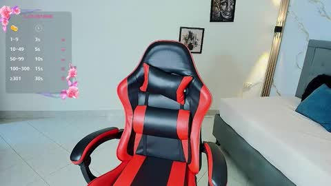 N I N A  online show from 7, 2, 2026