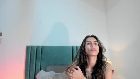 Nina online show from 22, 12, 2024