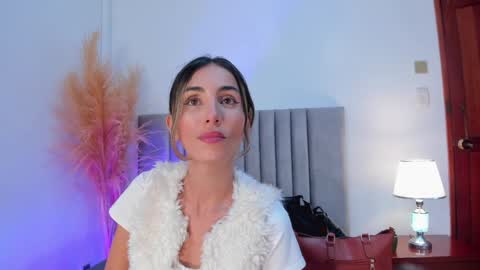 Nina online show from 27, 12, 2024