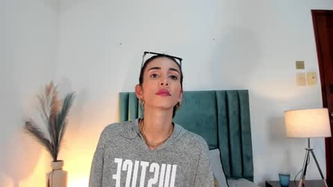 Nina online show from 7, 2, 2025