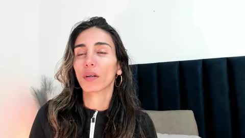 Nina online show from 9, 2, 2025
