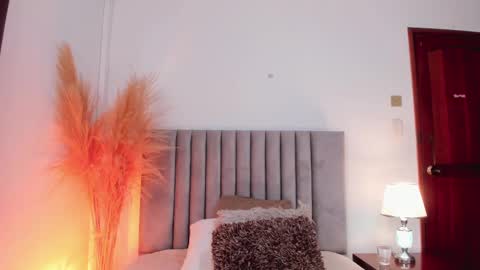 Nina online show from 18, 2, 2025